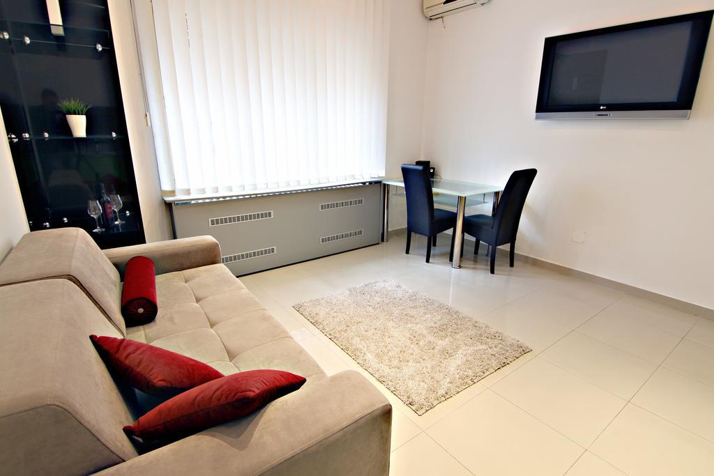 City Centre Apartment Novi Sad Extérieur photo
